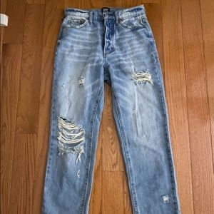 THE CUTEST JEANS FROM URBAN